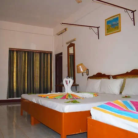 Palm Beach Resort By Yosha Guest Trincomalee Exterior photo